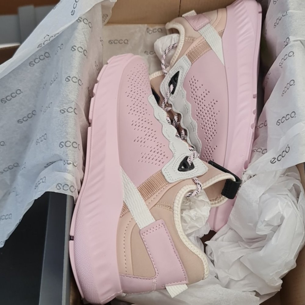 ECCO Women's ST.1 Lite Sneaker - Picture 3 of 3